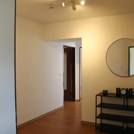 Modern With Large Terrace 公寓 *